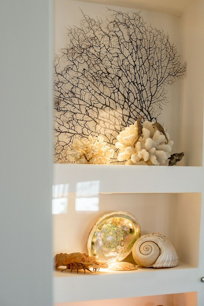 Фото Oikia Eleanthi - Beachfront Garden Home