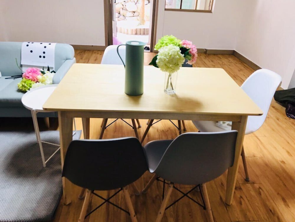 Фото 1 Kay House - Place 4 - Hostel