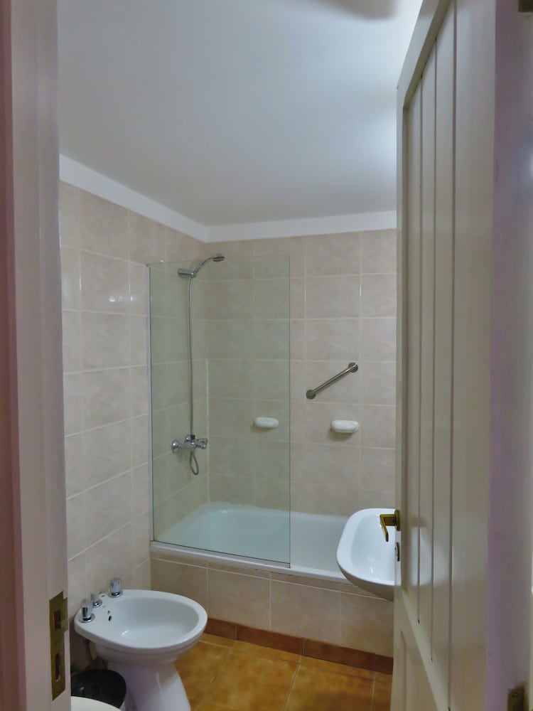 Фото Hotel & Apart Los 3 Mosqueteros