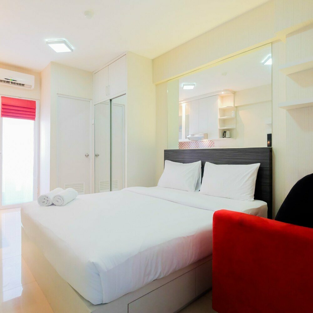 Hotel Modern Studio Apartment 26th on Top of Green Pramuka Mall, Jakarta, photo