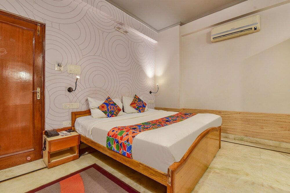 Фото Fabhotel Urban Stay