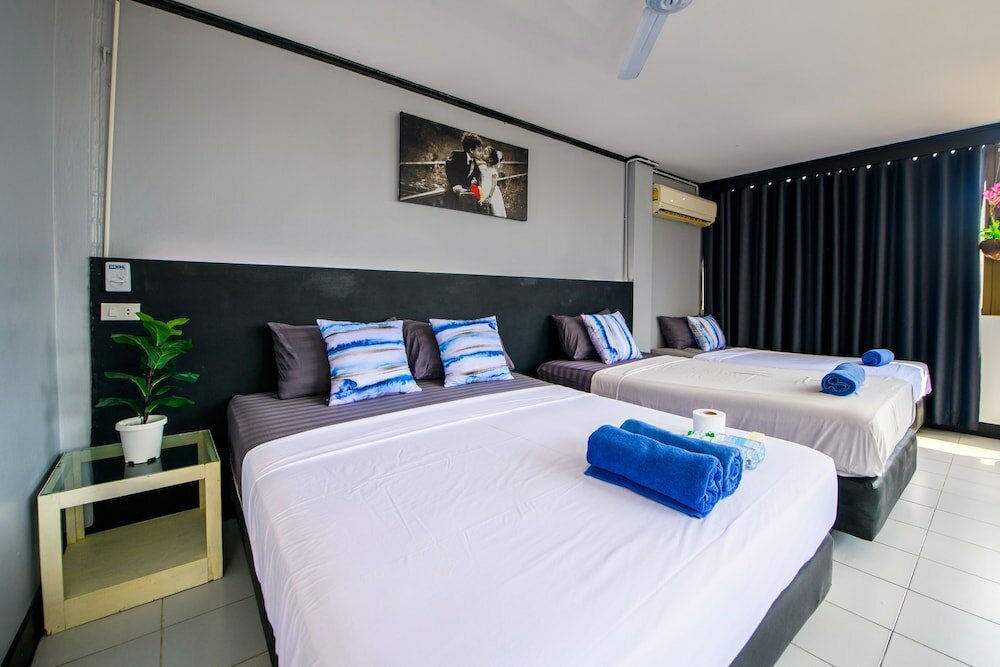 Фото Happy Jomtien - Beachfront