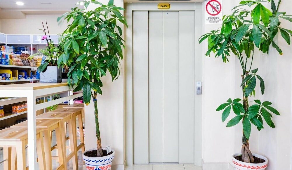 Фото Hostal Golden Alcalá