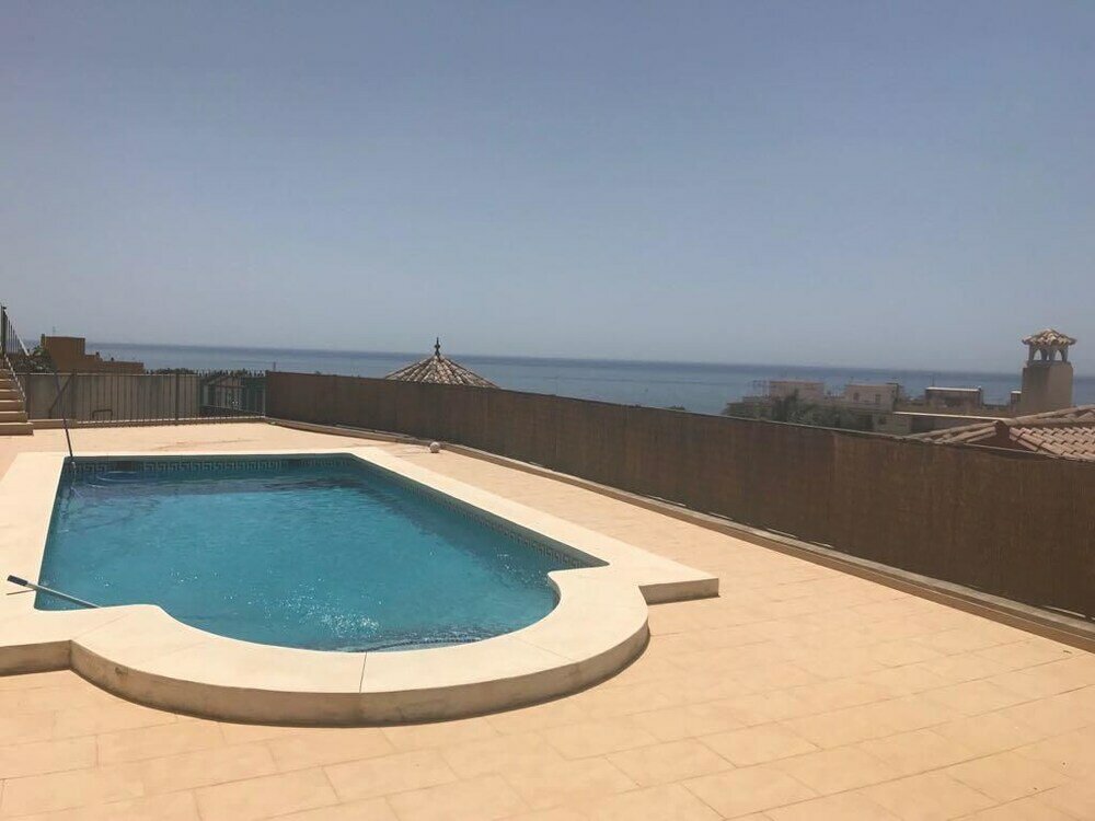 Фото Rooms in Seafront Villa