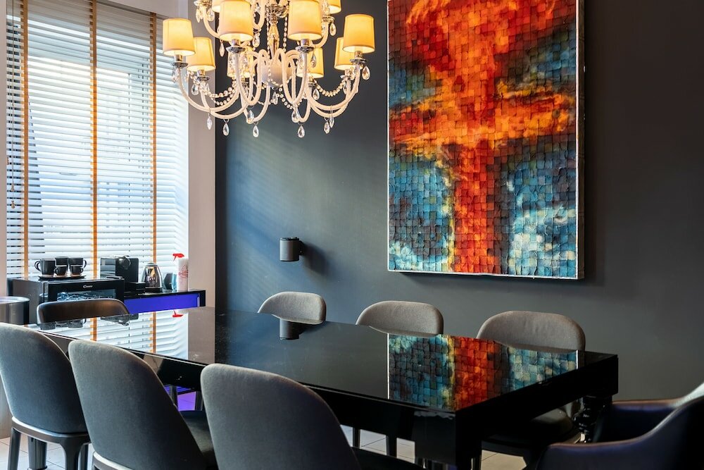 Фото The King Of Milan