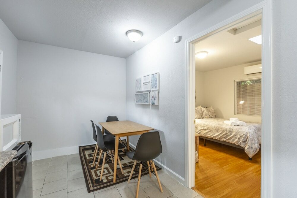 Фото Marbella Lane Duplex Redwood City