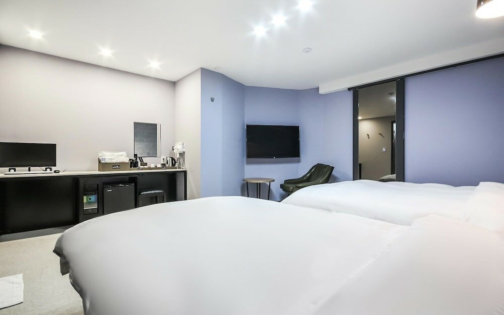 Фото Yeosu Hotel Y