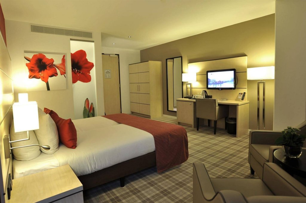 Фото Golden Tulip Leiden Centre