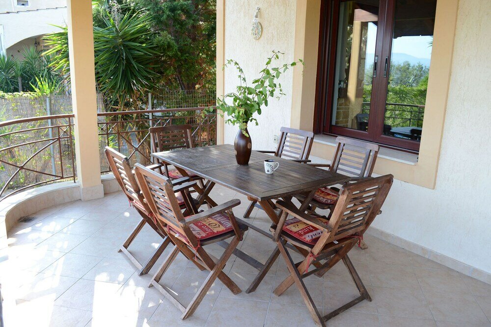 Фото Villa Bella Loukisia