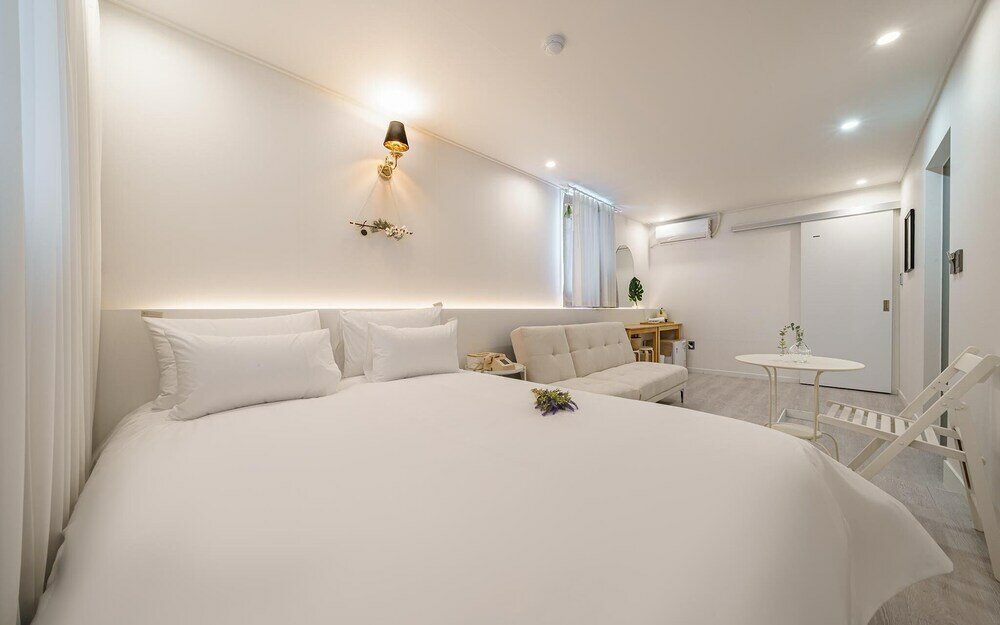 Фото Jongno Hotel Rawa