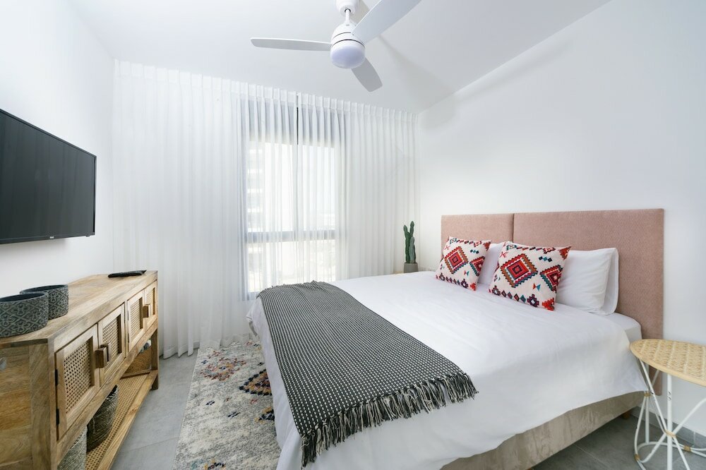 Фото Vibrant Achziv Apartment