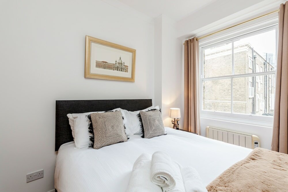 Фото Kings Road Apartments