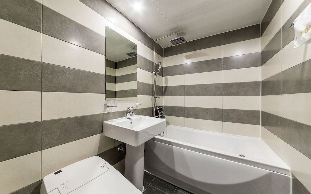 Фото Top Hotel Yongin