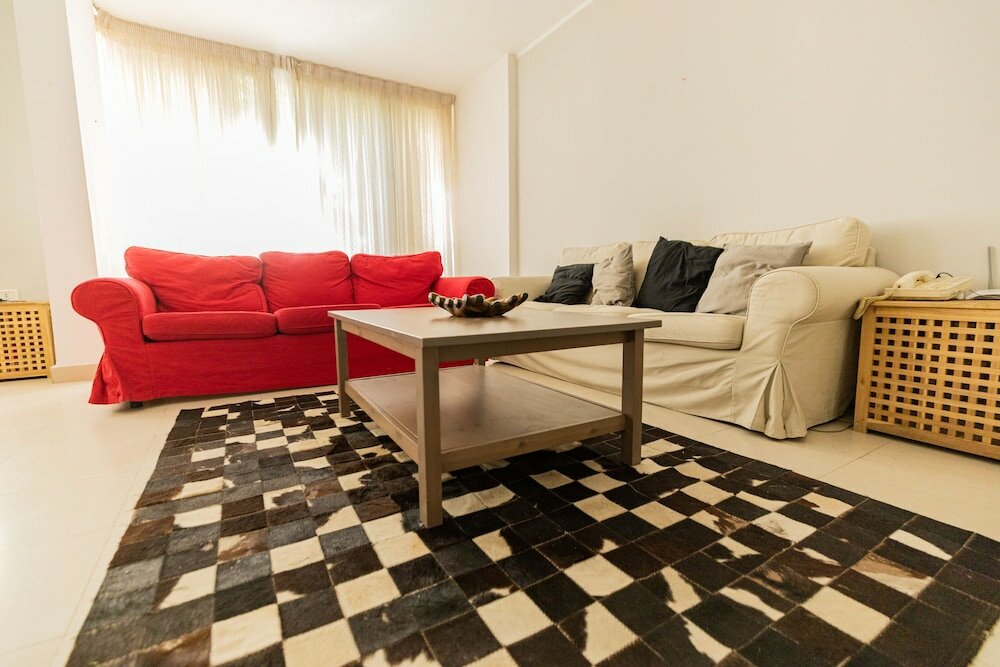 Фото Lily Mint Retreat Inviting 3br Apartment