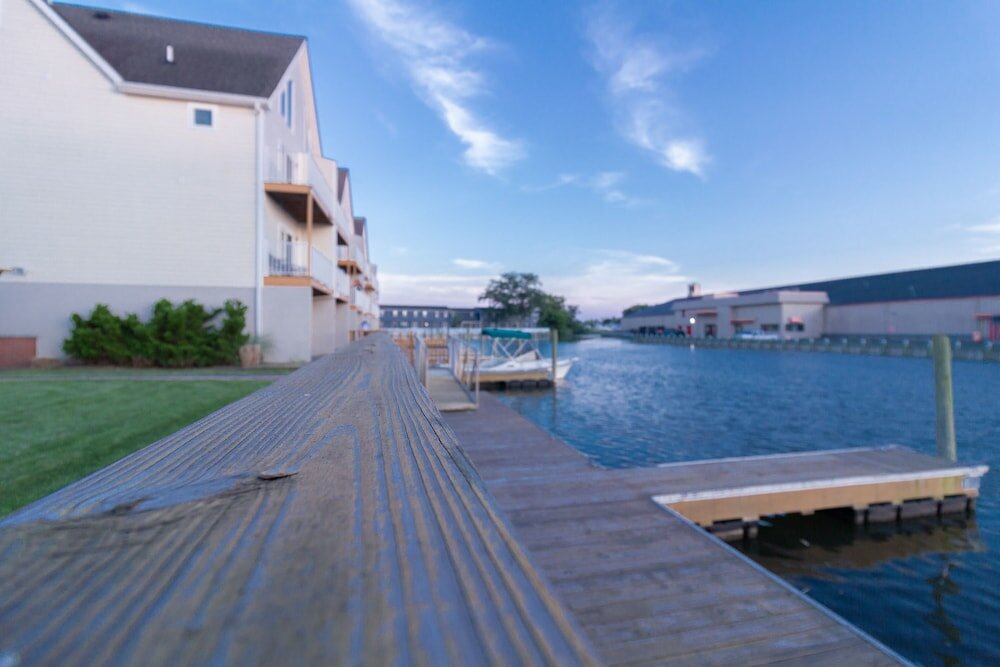 Фото Yachtsman's Cove with 3-Levels