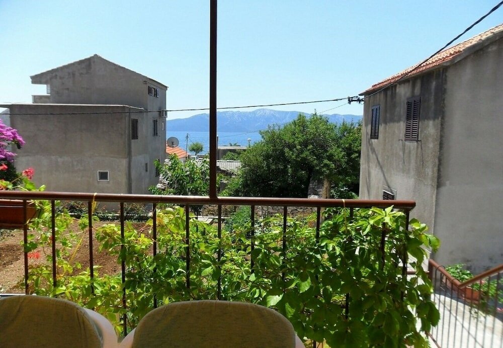 Фото Ivica - 50 m From sea - A1