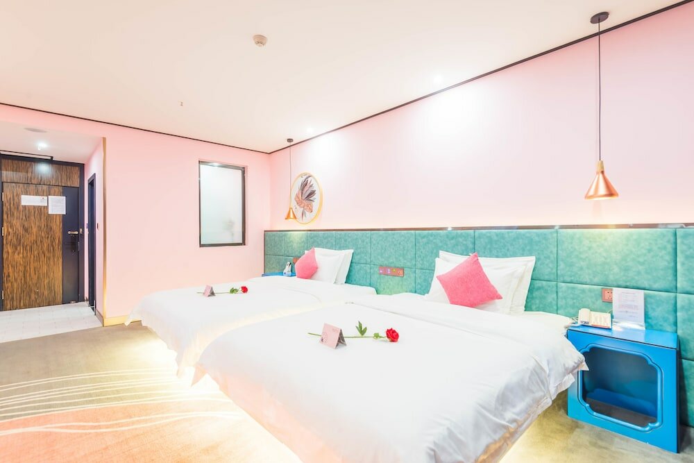 Фото Tengchong Soft Time Hotel