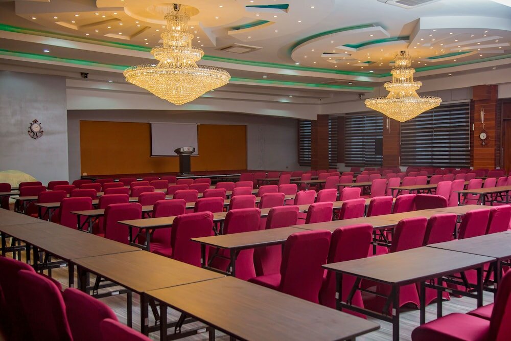 Фото Gr Comfort Hotel