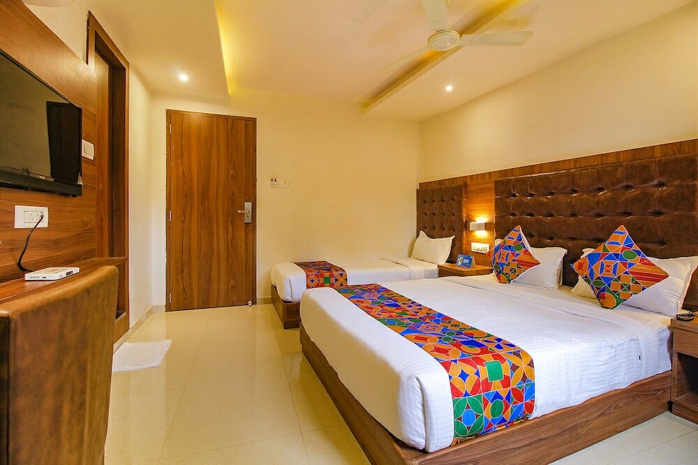 Фото Fabhotel Seven Olives