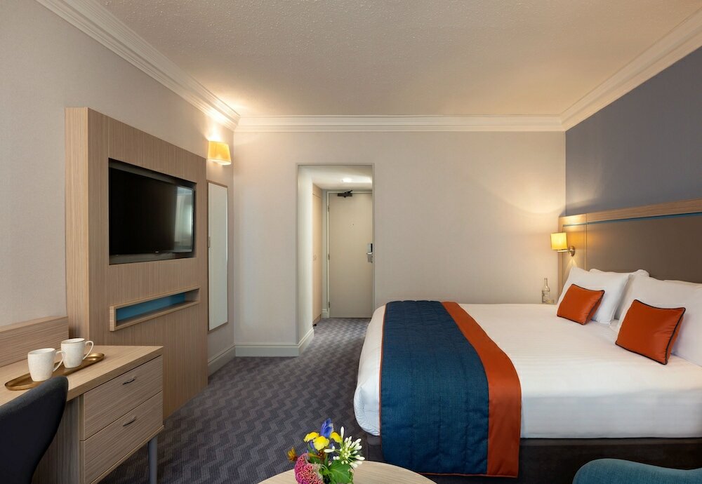 Фото Leonardo Royal Hotel Brighton Waterfront - Formerly Jurys Inn