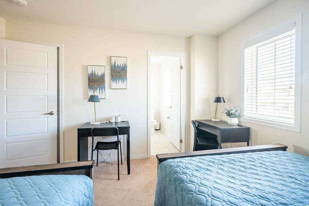 Фото New 3br Townhouse, Minutes to Niagara Falls and Brock University by Globalstay