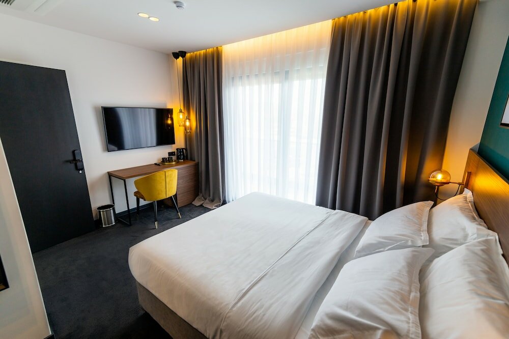 Фото Boutique ROOMs 76