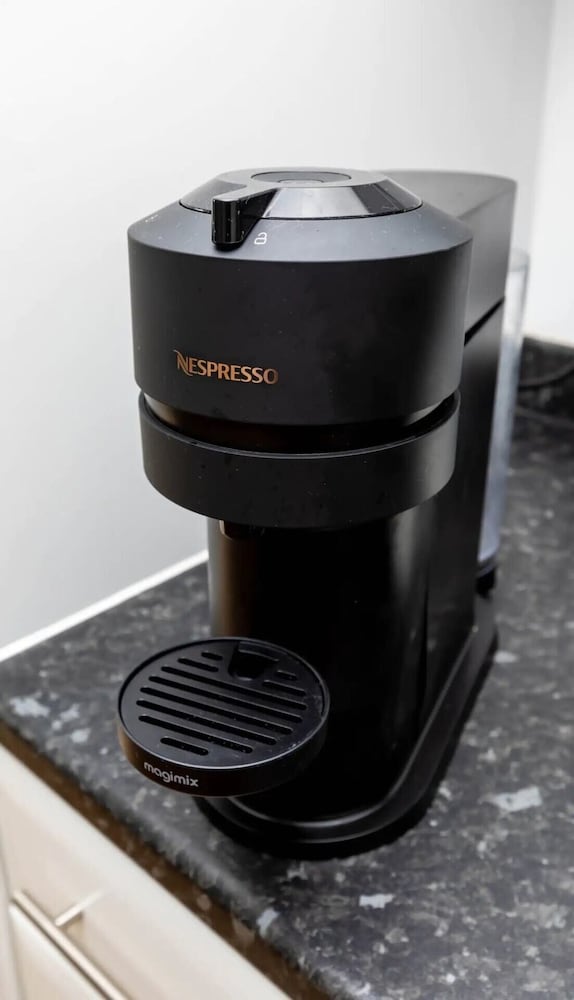 Фото Bright New 1 Bedroom Flat in Elephant and Castle