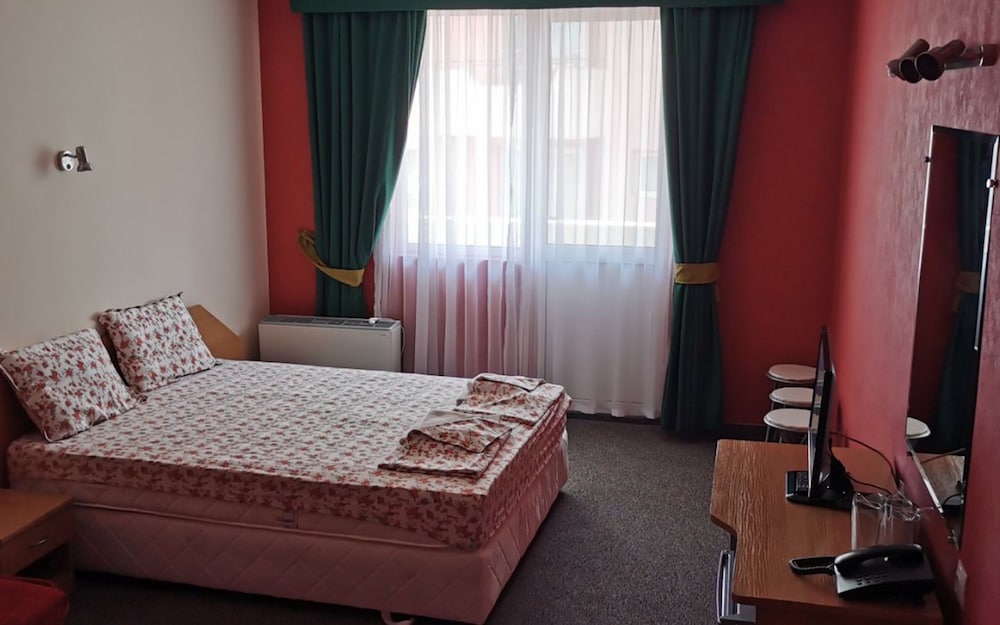 Фото отеля 4