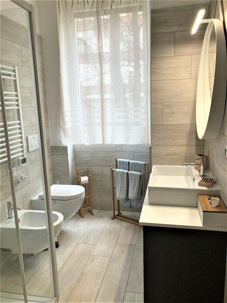 Фото Bright Apartment in VIA Zurigo 3