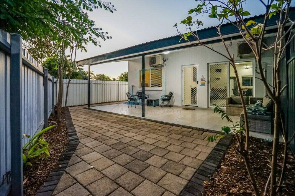 Фото Zen Hideaway - Cozy 2br Modern Unit