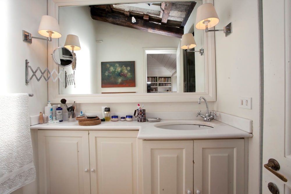 Фото Wonder Princely Penthouse