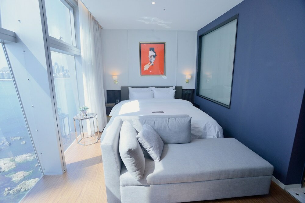 Фото H Avenue Gwangalli Beach