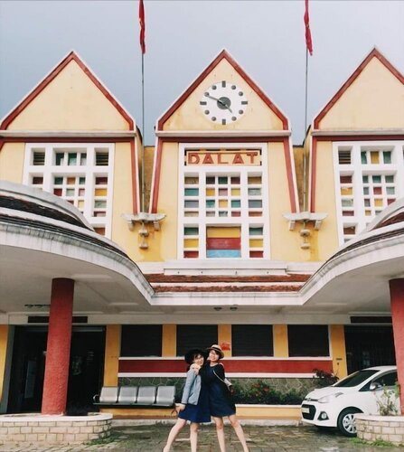 Dinh Nguyen Hotel