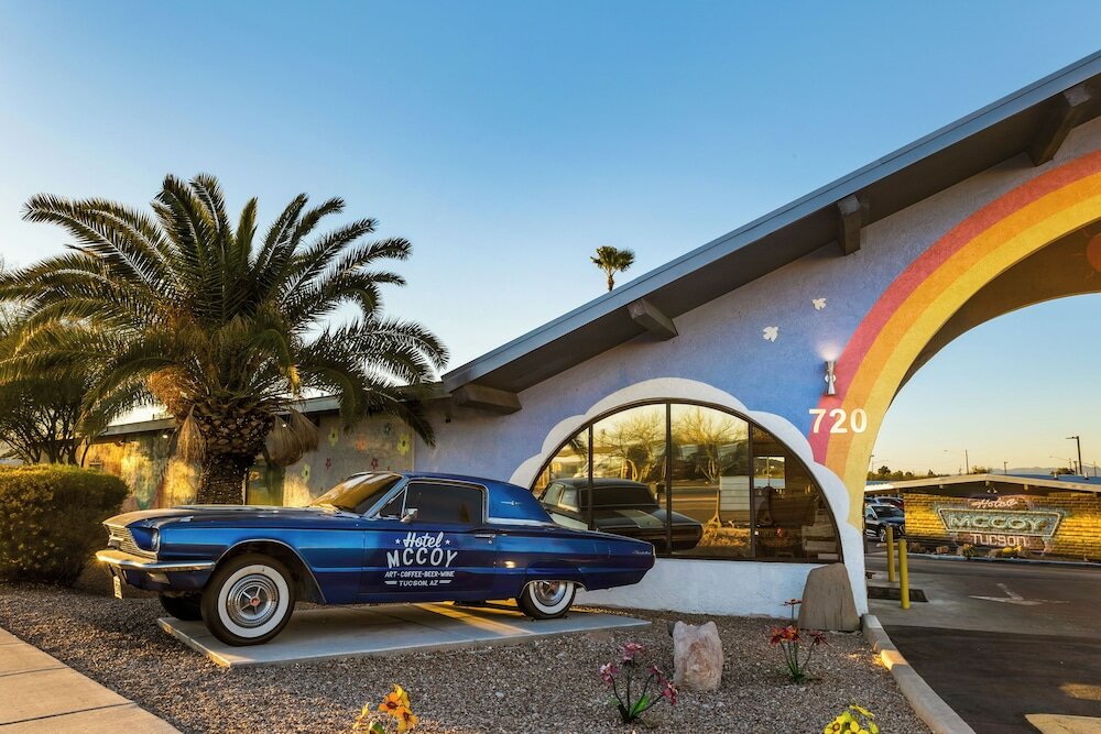 Фото отеля 2