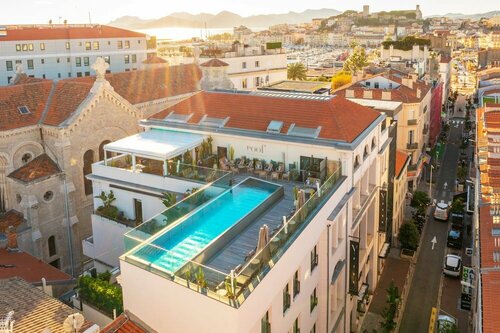 Гостиница Five Seas Hotel в Каннах