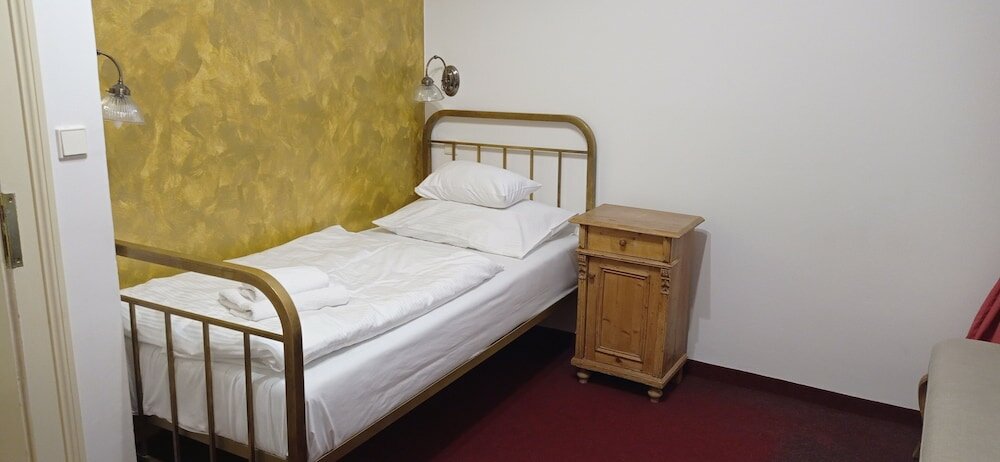 Фото Hotel U Zlateho Jelena