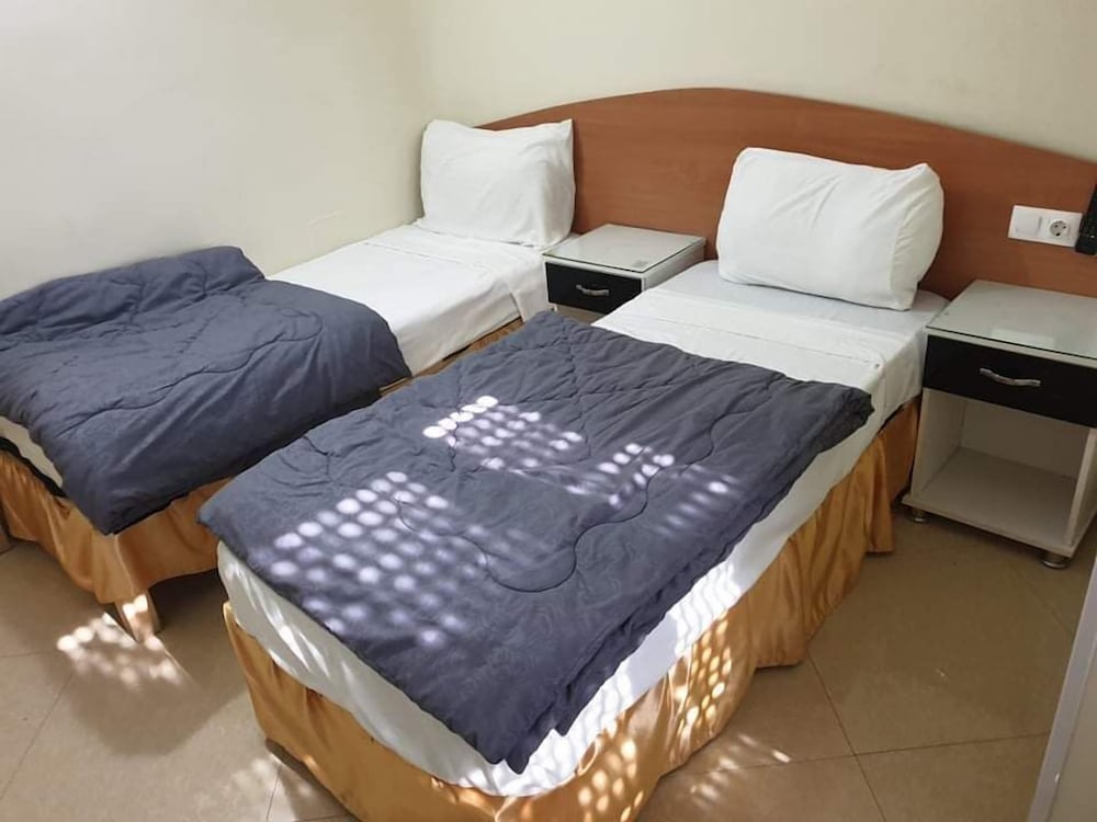 Фото Hotel Vallée des Jardins