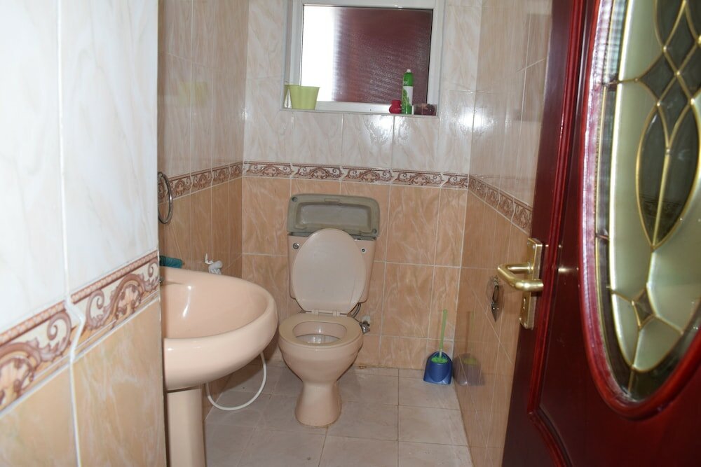 Фото Bustani Apartment