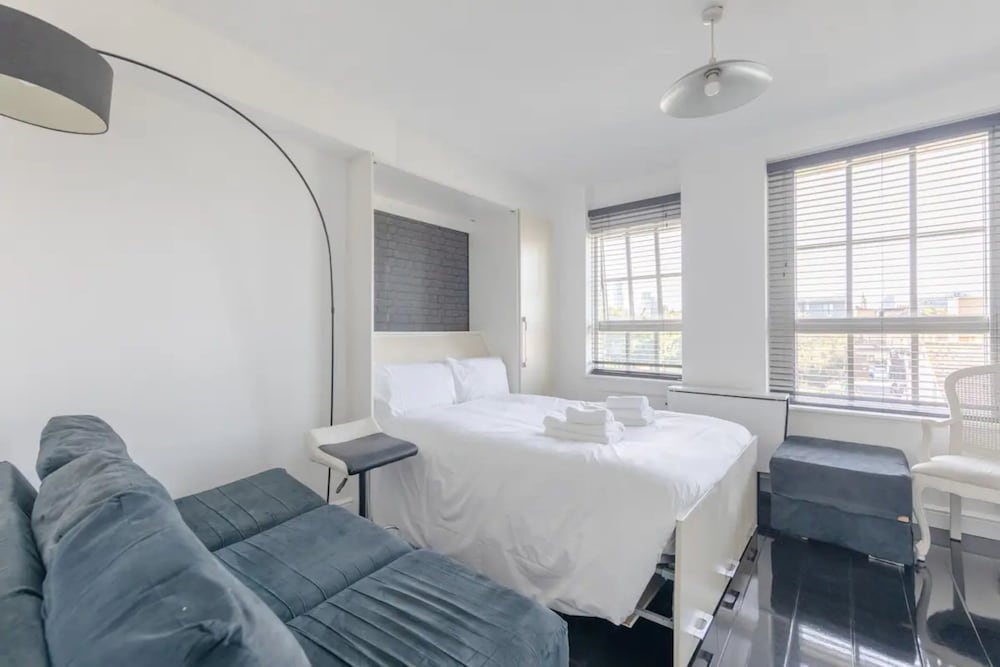 Фото Chic and Cosy 1bd Flat - Bethnal Green