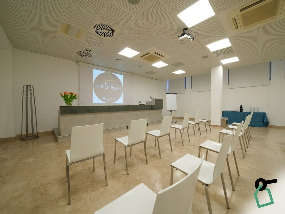 Фото Hotiday Hotel Pisa