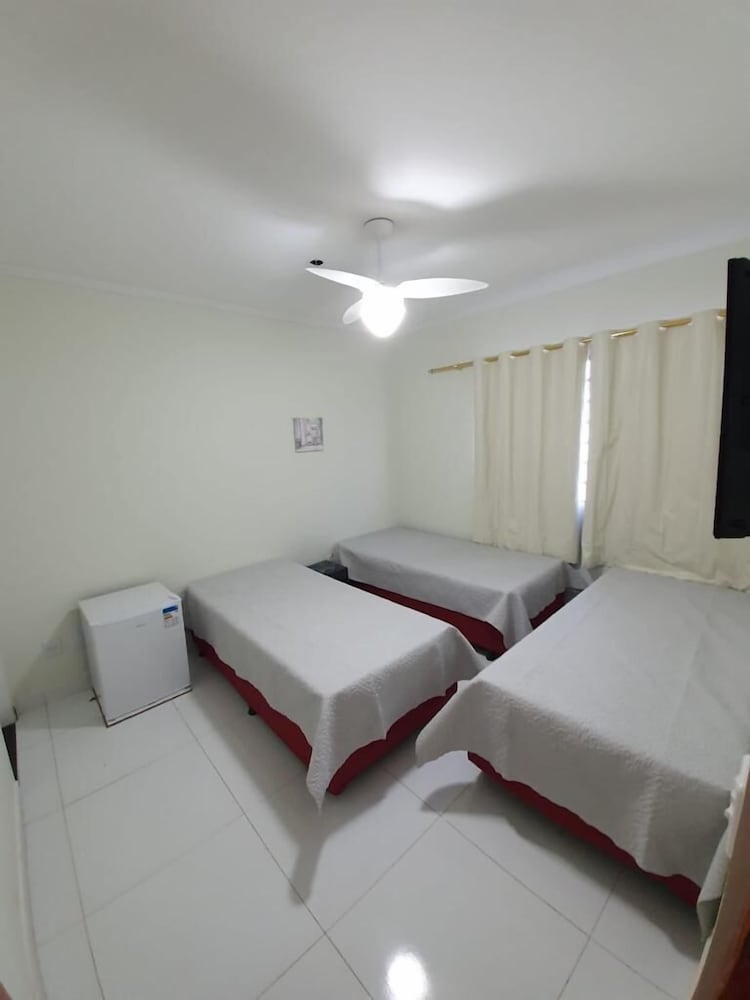 Фото Pousada Vila Universitaria