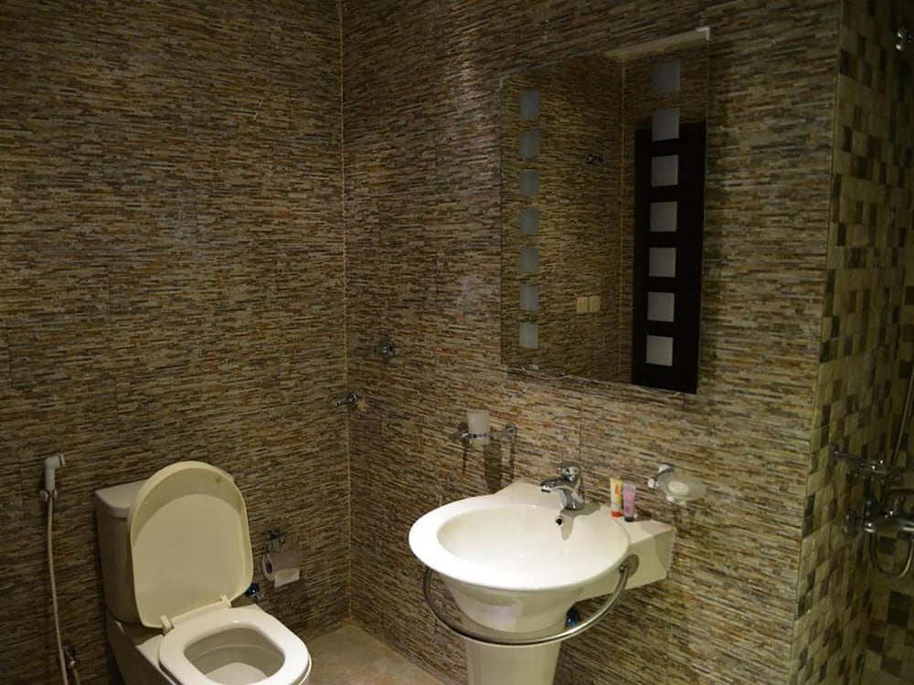 Фото Al Rose Al Motamiza