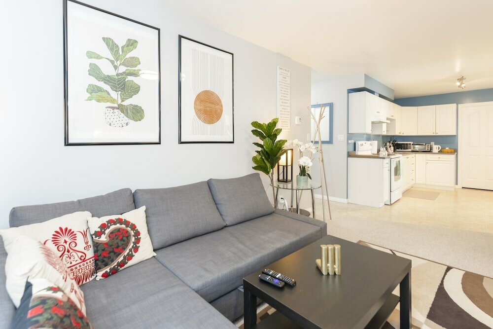 Фото 2298 Setchfield Ave