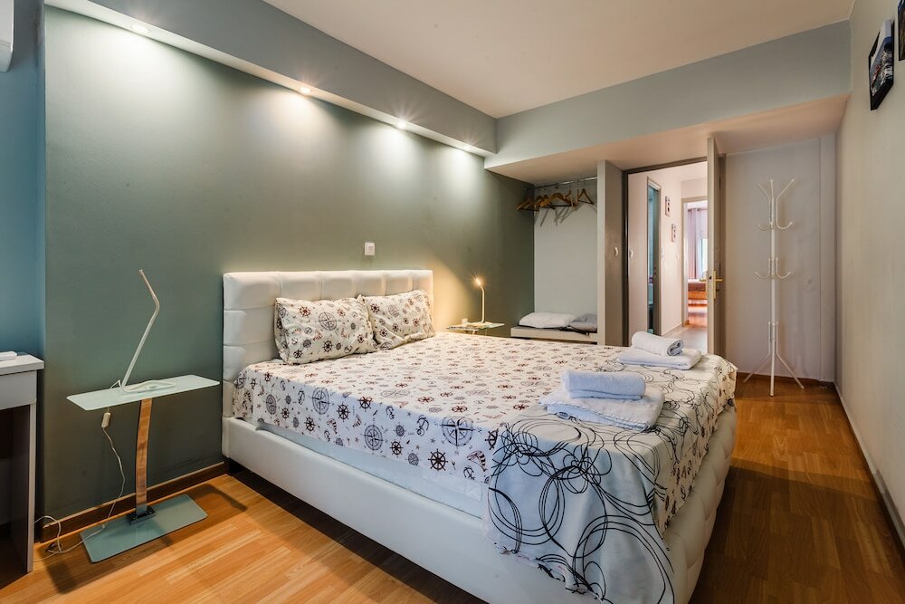 Фото City-Sea Fusion, Elegant Gem Minutes from the Beach