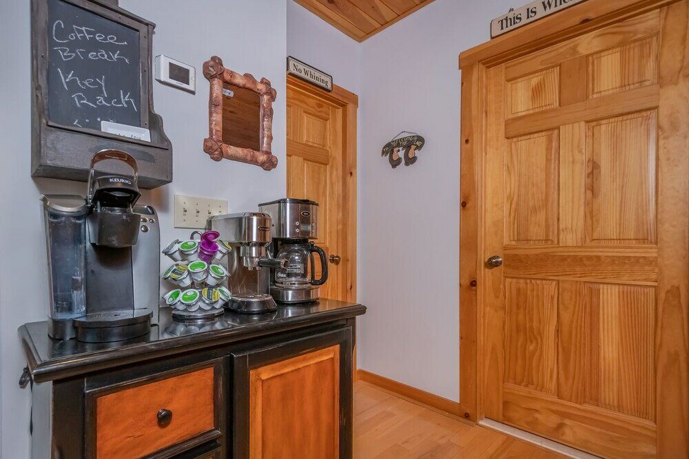 Фото Cedar Shores Villa 09