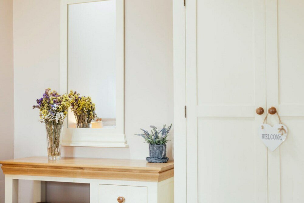 Фото Lower Trowan Cottage