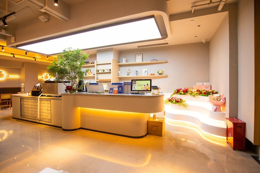 Фото Naive L Executive Apartments Coast City