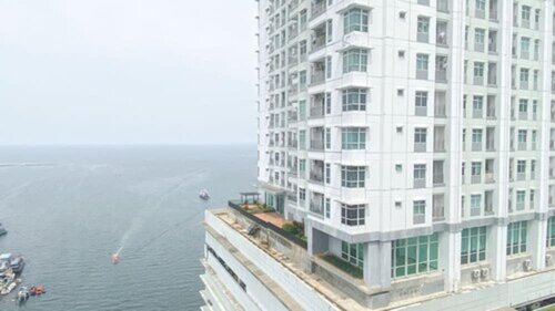 Гостиница Sea View 2br Apartment at Green Bay Pluit в Джакарте