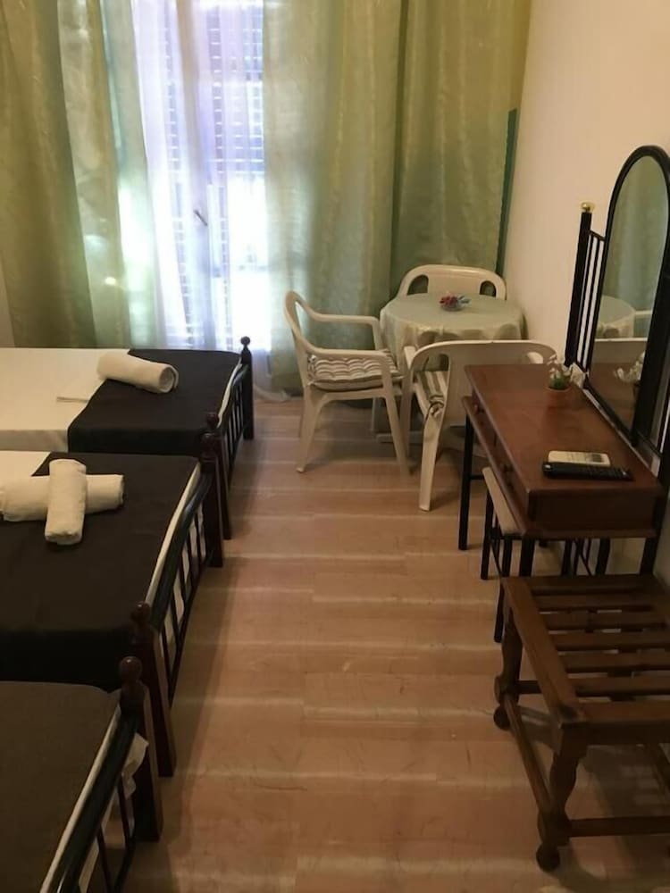 Фото Angela - Zoi Rooms