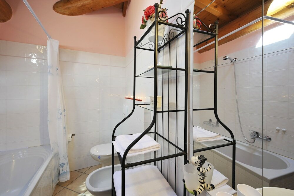 Фото Villa Isella - Mansarda